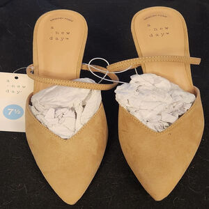 A New Day Beige Pointed Toe Heels